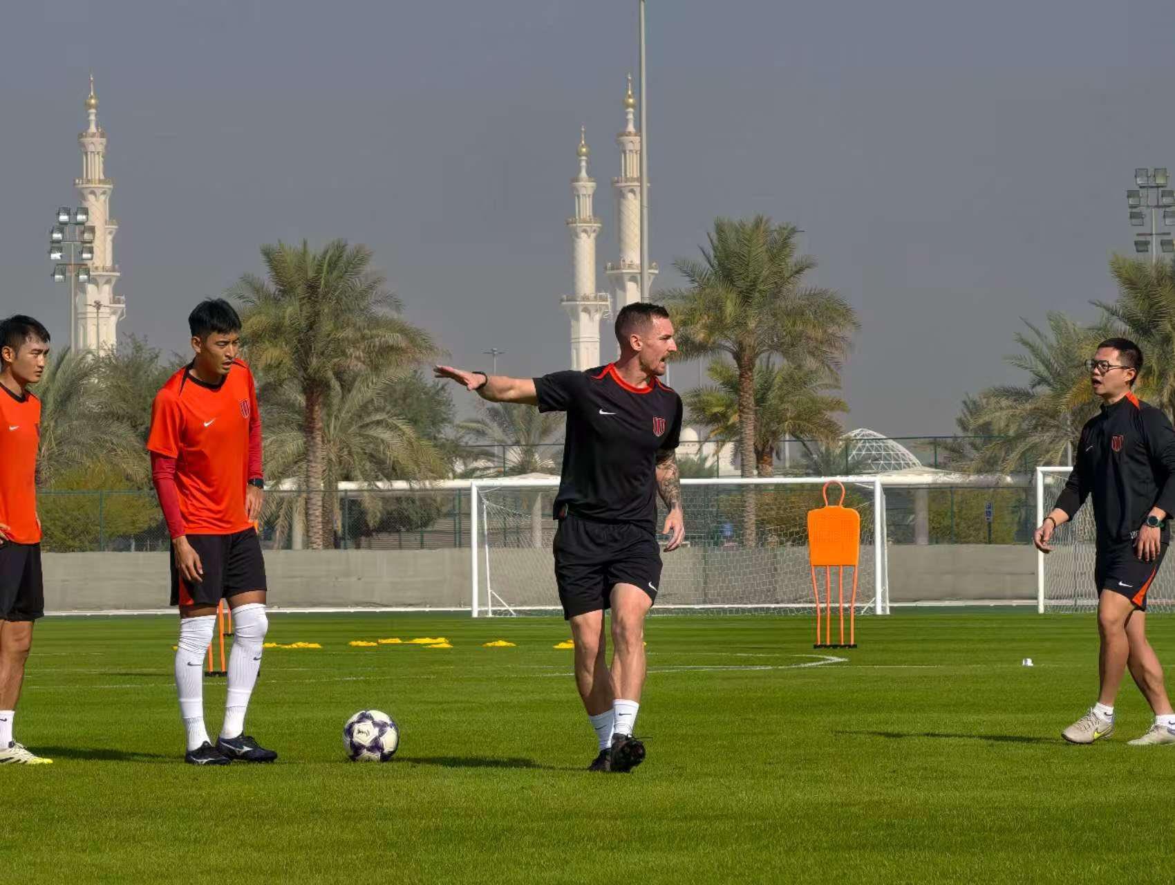 世界杯高清直播下载-亚历山大自宣加入蓉城教练组，他曾担任休斯敦迪纳摩体能教练